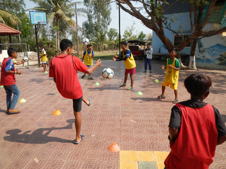 【Cambodia】Football School and Tournament3