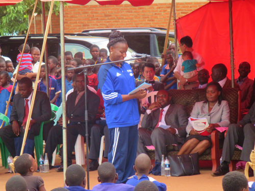 マラウイにおける「UNDOKAI」「ラジオ体操」の実施2