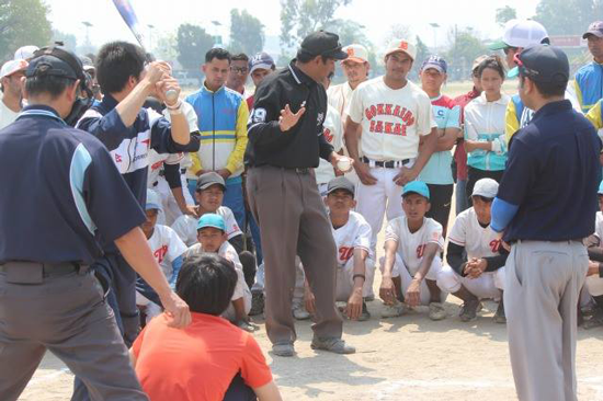ネパール震災復興支援野球大会3