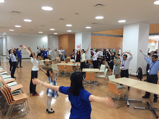 Introduction of Japanese Culture, Radio Taiso Exercise at the 48th Asia-Pacific Association for Public Health (APAPCH) International Conference1