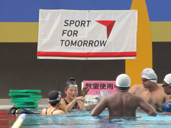 Swimming one-point Lesson, Interaction between Foreign Children and Japanese Local Children1