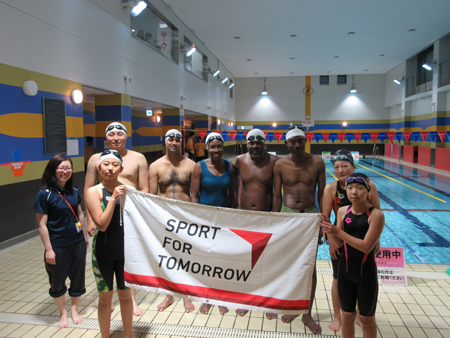 Swimming one-point Lesson, Interaction between Foreign Children and Japanese Local Children2