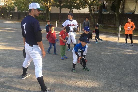 Exchange Baseball Class in South Asia2