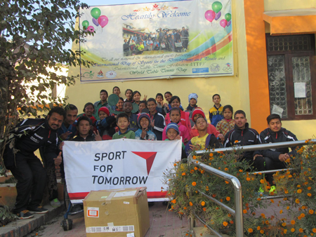 【Nepal】Sportswear Donated by All Japan Archery Federation8