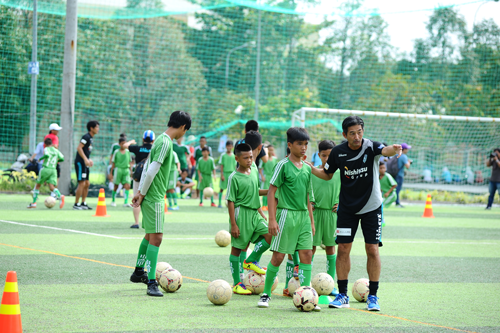 ベトナムサッカー連盟連携プログラム</br>「子どもたちにスポーツする機会を」2