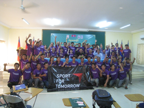 カンボジア中学校体育科教育指導要領作成支援3