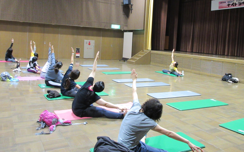 Let’s Enjoy Sports with Foreigners ! -ZUMBA, Yoga, Pilates-3