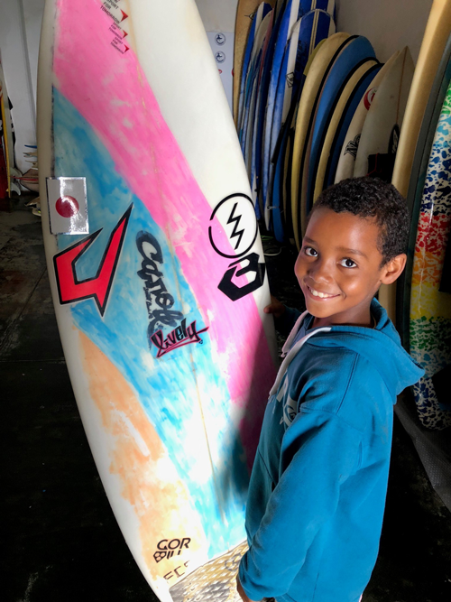 【South Africa】Surf for Smile　 A project to present surfboards to South Africa1