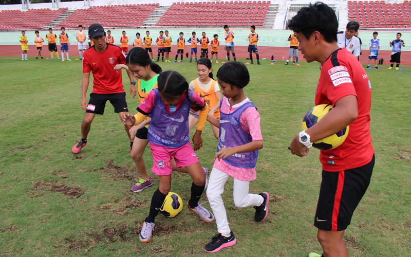【Thailand】Urawa Reds Heartful Soccer in Asia, Grassroots International Exchange, 130th Anniversary of Japan-Thailand in 20173