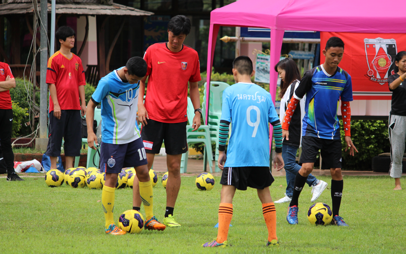 【Thailand】Urawa Reds Heartful Soccer in Asia, Grassroots International Exchange, 130th Anniversary of Japan-Thailand in 20175