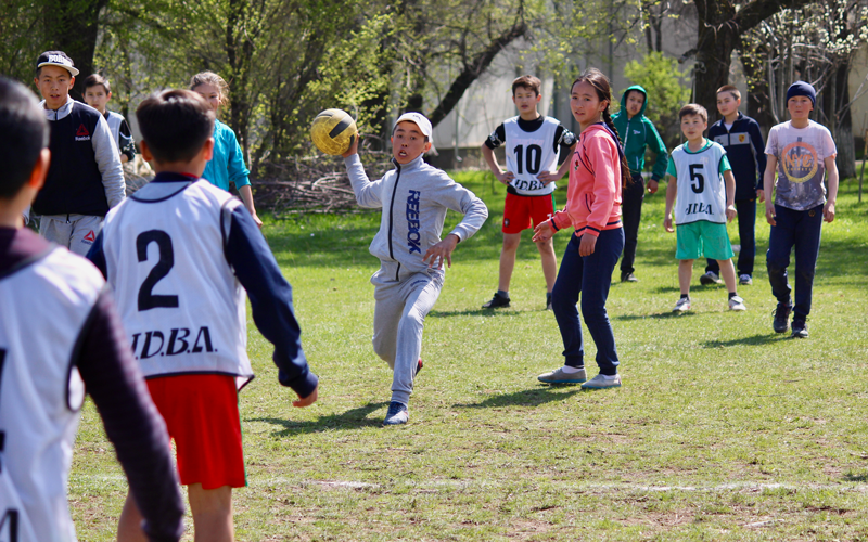 【Kyrgyzstan】Dodgeball tournament held by physical education and sports subcommittee, JICA Volunteer2