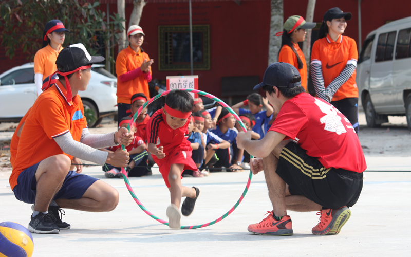 カンボジアにおける運動会・体育支援活動＝国際武道大学2