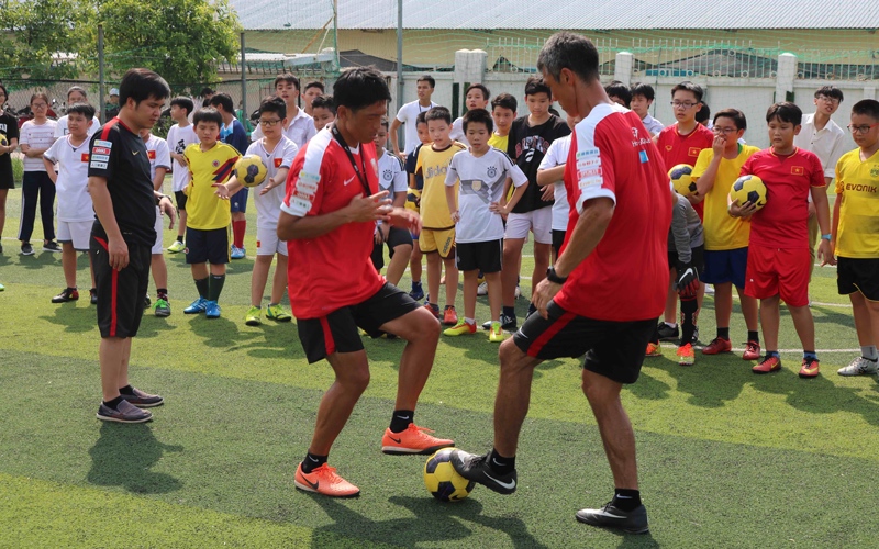 【Vietnam】Heartful Soccer in Asia: Vietnam (45th Anniversary of Japan-Viet Nam Diplomatic Relations)9